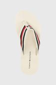 В'єтнамки Tommy Hilfiger TOMMY ESSENTIAL COMFORT SANDAL жіночі колір білий на плоскому ходу FW0FW07147 В'єтнамки Tommy Hilfiger TOMMY ESSENTIAL COMFORT SANDAL жіночі колір білий на плоскому ходу FW0FW07147
