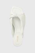 Шкіряні шльопанці Guess RINAH жіночі колір білий на шпильці FL6RNH LEA03