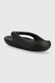 В'єтнамки Crocs Mellow Slide жіночі колір чорний на плоскому ходу 208437 В'єтнамки Crocs Mellow Slide жіночі колір чорний на плоскому ходу 208437