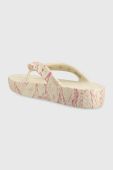 В'єтнамки Crocs Classic Platform Snake Print жіночі колір бежевий на плоскому ходу 208243