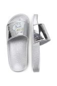 Дитячі шльопанці Karl Lagerfeld колір срібний (3204794) Дитячі шльопанці Karl Lagerfeld колір срібний (3204794)