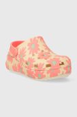 Дитячі шльопанці Crocs CLASSIC CUTIE RETRO колір рожевий Дитячі шльопанці Crocs CLASSIC CUTIE RETRO колір рожевий