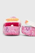 Дитячі шльопанці Crocs CLASSIC HELLO KITTY колір рожевий