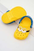 Дитячі шльопанці Crocs колір жовтий (3112588) Дитячі шльопанці Crocs колір жовтий (3112588)