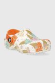 Дитячі шльопанці Crocs CLASSIC ICE CREAM GRAPHI колір білий Дитячі шльопанці Crocs CLASSIC ICE CREAM GRAPHI колір білий