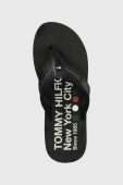 В'єтнамки Tommy Hilfiger FM0FM04410 HILFIGER PATCH BEACH SANDAL чоловічі колір чорний В'єтнамки Tommy Hilfiger FM0FM04410 HILFIGER PATCH BEACH SANDAL чоловічі колір чорний