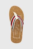 В'єтнамки Tommy Hilfiger HILFIHER CORK BEACH SANDAL чоловічі колір білий FM0FM04475 В'єтнамки Tommy Hilfiger HILFIHER CORK BEACH SANDAL чоловічі колір білий FM0FM04475