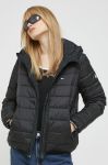 Куртка Tommy Jeans жіноча колір чорний перехідна (2870580) Куртка Tommy Jeans жіноча колір чорний перехідна (2870580)