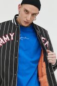 Куртка-бомбер Tommy Jeans чоловічий колір чорний перехідна oversize Куртка-бомбер Tommy Jeans чоловічий колір чорний перехідна oversize