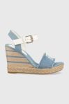 Сандалі Tommy Hilfiger DENIM WEDGE SANDAL жіночі на танкетці FW0FW07079 колір блакитний Сандалі Tommy Hilfiger DENIM WEDGE SANDAL жіночі на танкетці FW0FW07079 колір блакитний