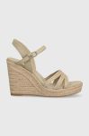 Сандалі Tommy Hilfiger ESSENTIAL BASIC WEDGE SANDAL жіночі колір бежевий на танкетці FW0FW07220 Сандалі Tommy Hilfiger ESSENTIAL BASIC WEDGE SANDAL жіночі колір бежевий на танкетці FW0FW07220