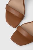 Шкіряні сандалі Guess HYLAN2 колір коричневий FL6HN2 LEA03 Шкіряні сандалі Guess HYLAN2 колір коричневий FL6HN2 LEA03