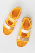 Дитячі сандалі Camper колір жовтий (3207556) Дитячі сандалі Camper колір жовтий (3207556)