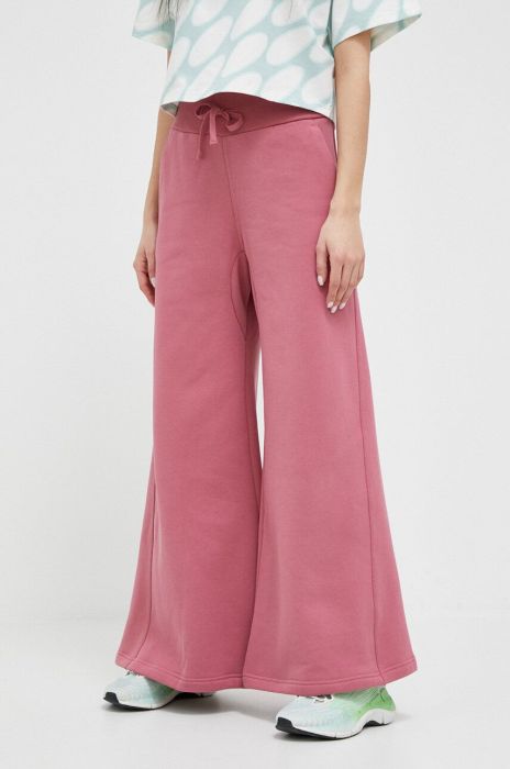 Спортивні штани adidas колір помаранчевий з аплікацією Спортивні штани adidas колір помаранчевий з аплікацією