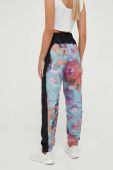 Спортивні штани The North Face візерунок колір барвистий (3230271) Спортивні штани The North Face візерунок колір барвистий (3230271)
