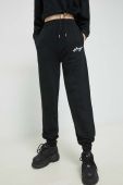 Бавовняні спортивні штани HUGO колір чорний з принтом (3045825) Бавовняні спортивні штани HUGO колір чорний з принтом (3045825)