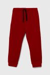 Дитячі бавовняні штани United Colors of Benetton колір червоний з принтом (3391814) Дитячі бавовняні штани United Colors of Benetton колір червоний з принтом (3391814)