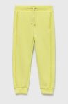 Дитячі спортивні штани United Colors of Benetton колір зелений однотонні (3221961) Дитячі спортивні штани United Colors of Benetton колір зелений однотонні (3221961)