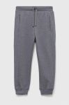 Дитячі спортивні штани United Colors of Benetton колір сірий однотонні (3220405) Дитячі спортивні штани United Colors of Benetton колір сірий однотонні (3220405)