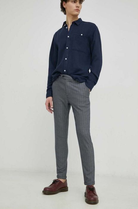 Штани Les Deux чоловічі колір синій облягаюче (3104316) Штани Les Deux чоловічі колір синій облягаюче (3104316)