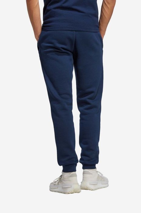 Спортивні штани adidas Originals Trefoil Essentials Pants колір синій однотонні IA4835-navy Спортивні штани adidas Originals Trefoil Essentials Pants колір синій однотонні IA4835-navy