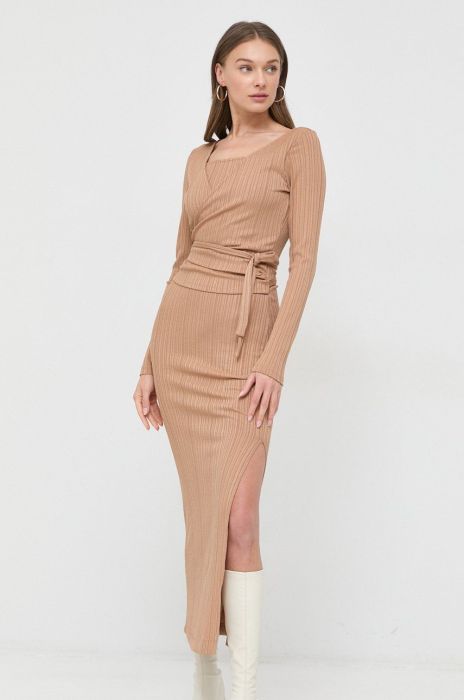 Сукня Guess колір коричневий maxi облягаюча (2893888)