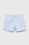 Дитячі шорти Guess з принтом колір блакитний (2871048) Дитячі шорти Guess з принтом колір блакитний (2871048)