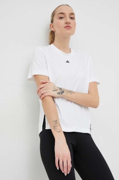 Тренувальна футболка adidas Performance Designed to Move Колір білий колір білий Тренувальна футболка adidas Performance Designed to Move Колір білий колір білий