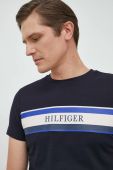 Бавовняна футболка Tommy Hilfiger колір синій з принтом (2824979)
