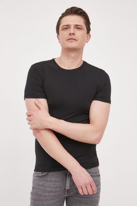 Футболка Guess чоловічий колір чорний однотонний (3182346) Футболка Guess чоловічий колір чорний однотонний (3182346)