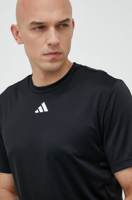 Тренувальна футболка adidas Performance HIIT Base колір чорний однотонна Тренувальна футболка adidas Performance HIIT Base колір чорний однотонна