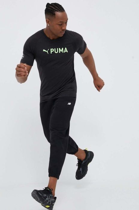 Тренувальна футболка Puma Fit Ultrabreathe Triblend колір чорний з принтом Тренувальна футболка Puma Fit Ultrabreathe Triblend колір чорний з принтом
