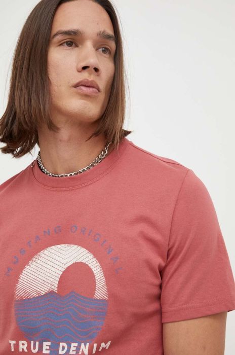 Бавовняна футболка Mustang колір червоний з принтом (3295266) Бавовняна футболка Mustang колір червоний з принтом (3295266)