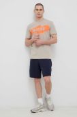 Футболка Guess чоловічий колір бежевий візерунок (3079296) Футболка Guess чоловічий колір бежевий візерунок (3079296)