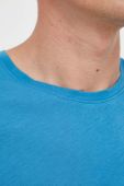 Бавовняна футболка United Colors of Benetton однотонний колір блакитний (3304302) Бавовняна футболка United Colors of Benetton однотонний колір блакитний (3304302)
