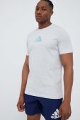 Бавовняна футболка adidas колір сірий з принтом (3141624)