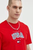 Бавовняна футболка Tommy Jeans колір червоний з принтом (2997752)