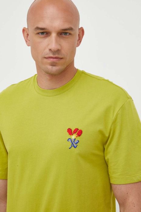 Бавовняна футболка United Colors of Benetton колір зелений візерунок (3343331) Бавовняна футболка United Colors of Benetton колір зелений візерунок (3343331)