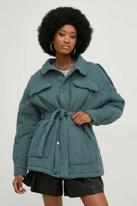 Куртка Answear Lab жіноча колір зелений перехідна oversize (3016035) Куртка Answear Lab жіноча колір зелений перехідна oversize (3016035)