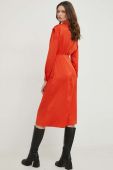 Сукня Answear Lab колір червоний midi розкльошена (2910149)