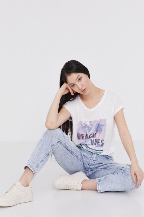 Футболка Answear Lab жіноча колір білий (1399315) Футболка Answear Lab жіноча колір білий (1399315)