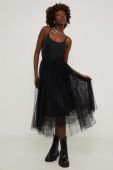 Сукня і светр Answear Lab колір чорний midi розкльошена Сукня і светр Answear Lab колір чорний midi розкльошена