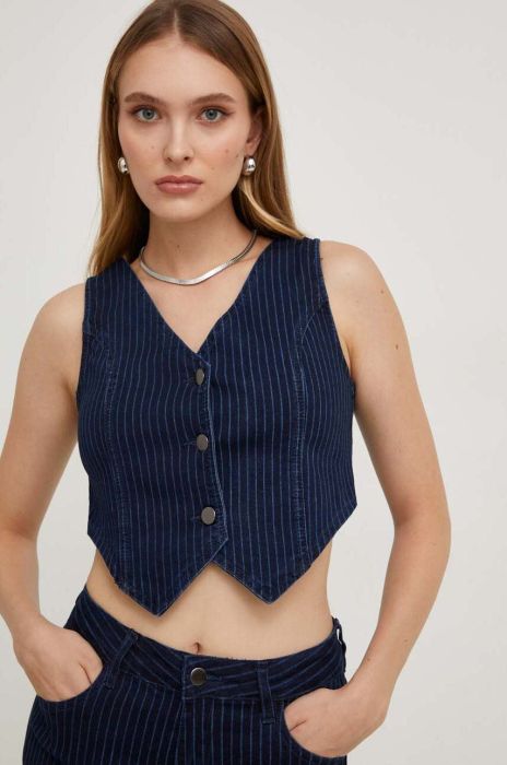 Джинсовий жилет Answear Lab однобортний колір блакитний (3611235) Джинсовий жилет Answear Lab однобортний колір блакитний (3611235)