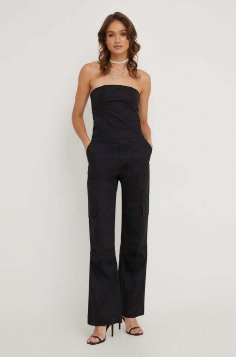 Бавовняний комбінезон Answear Lab колір чорний з бавовни оголене плече Бавовняний комбінезон Answear Lab колір чорний з бавовни оголене плече