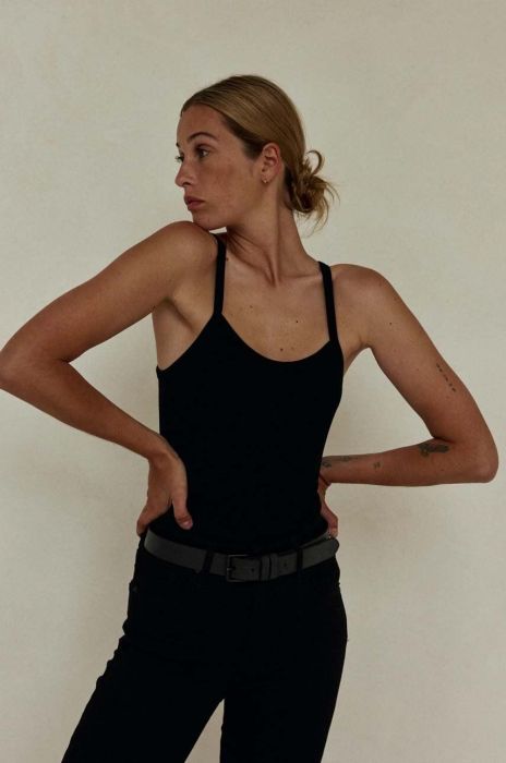 Топ MUUV. LIGHT RIB жіночий колір чорний Топ MUUV. LIGHT RIB жіночий колір чорний